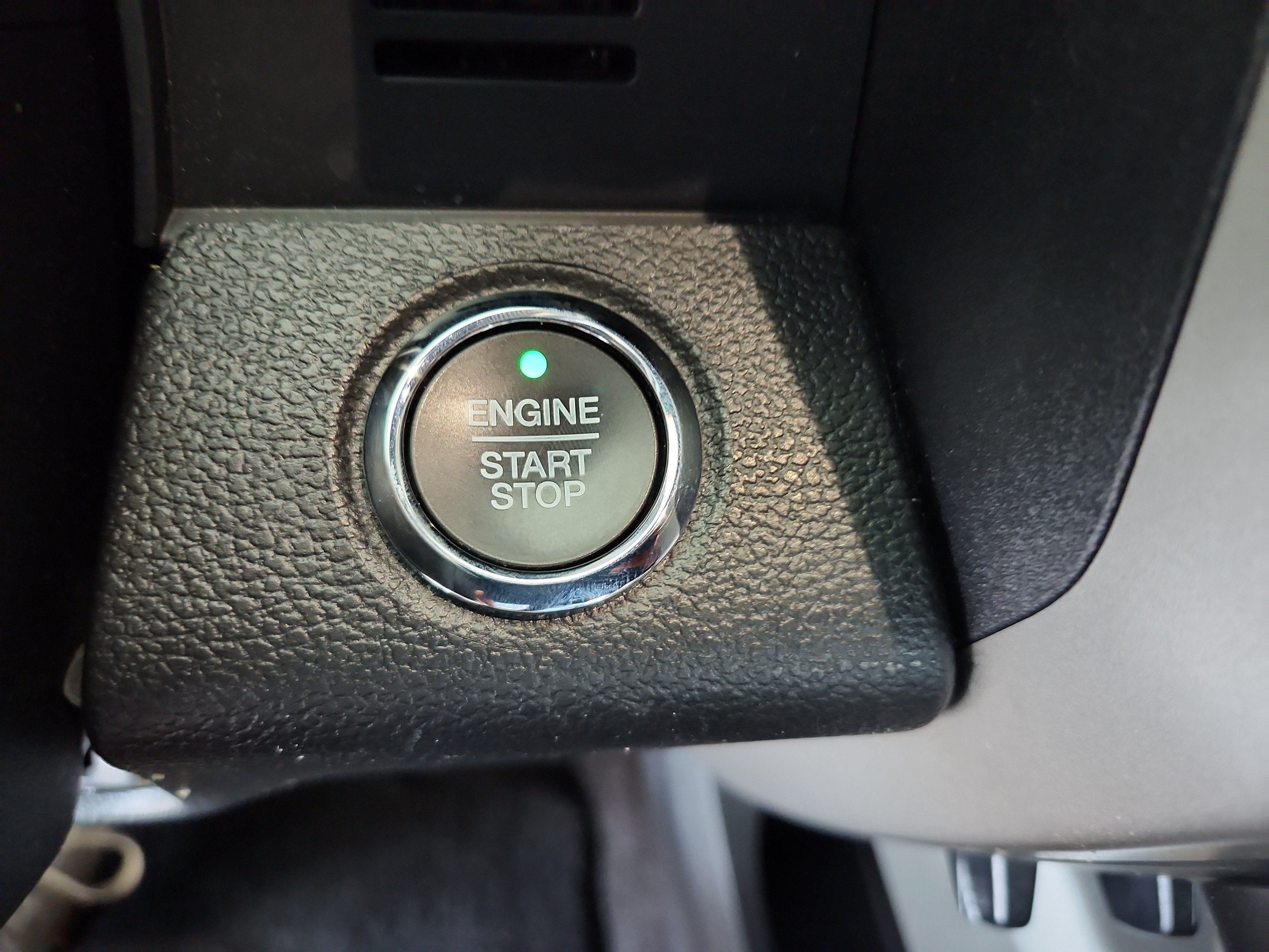 Used 2018 Ford F150 Lariat w/ Equipment Group 502A Luxury AWD/4WD image 29