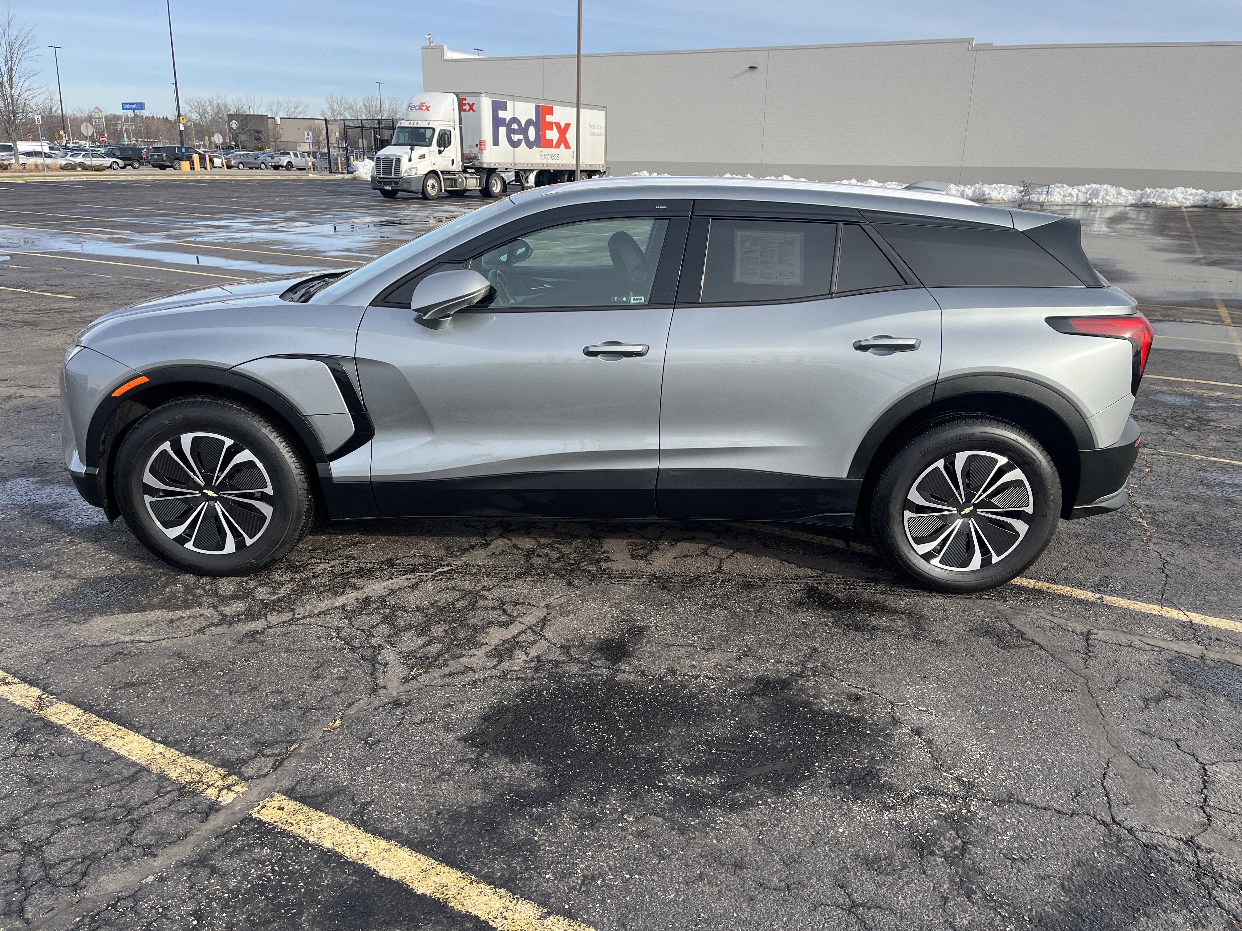 Used 2024 Chevrolet Blazer EV LT image 3