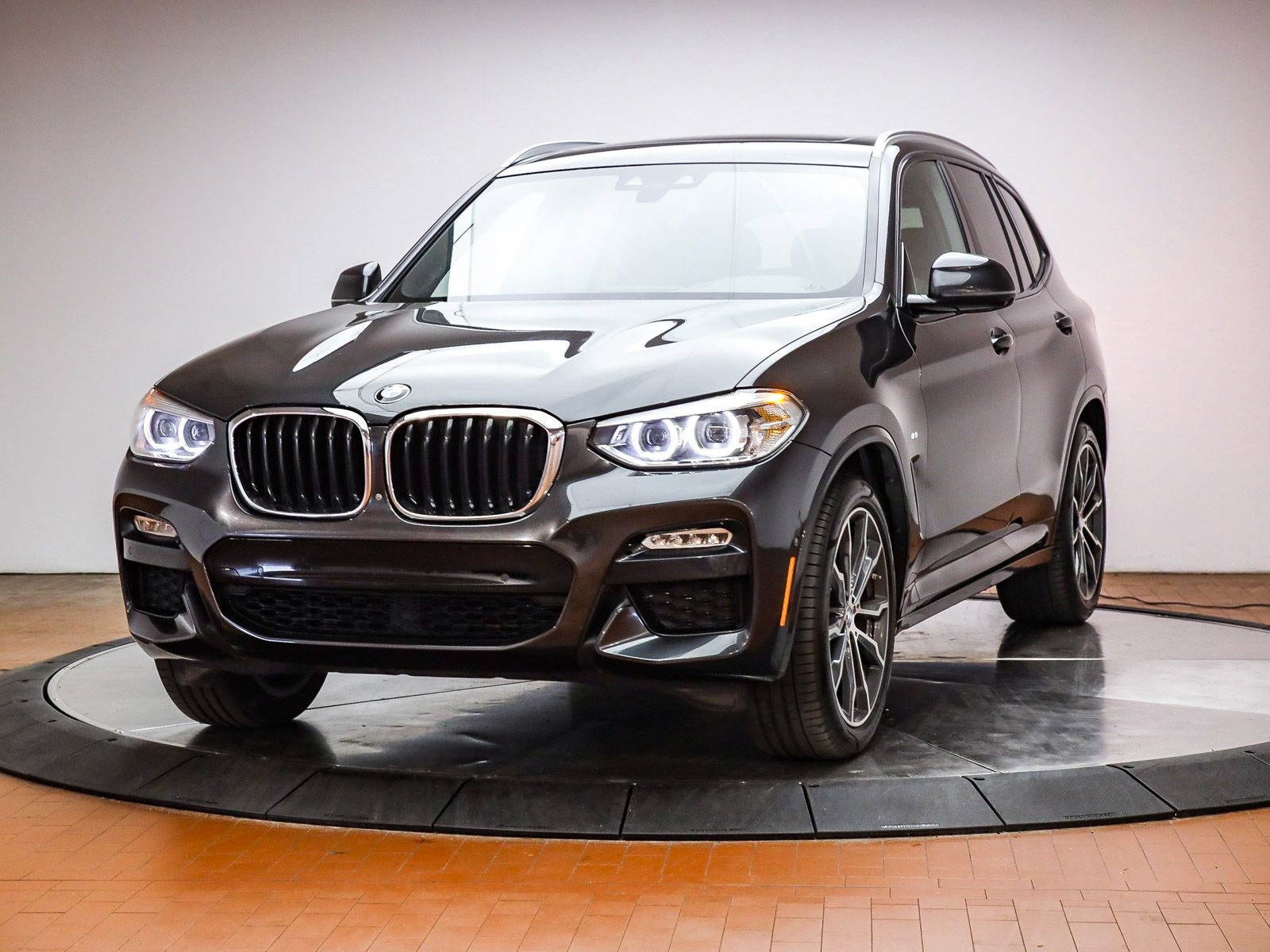 Used 2019 BMW X3 xDrive30i w/ M Sport Package 2 image 1