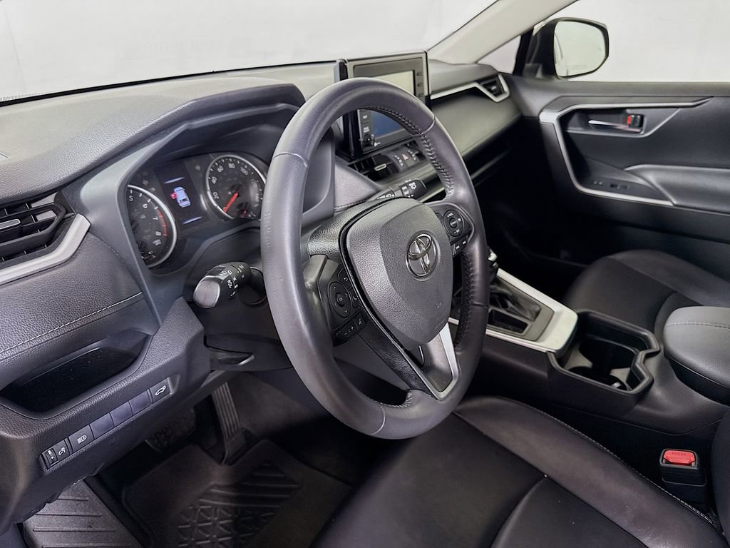 Certified 2020 Toyota RAV4 XLE Premium FWD image 10
