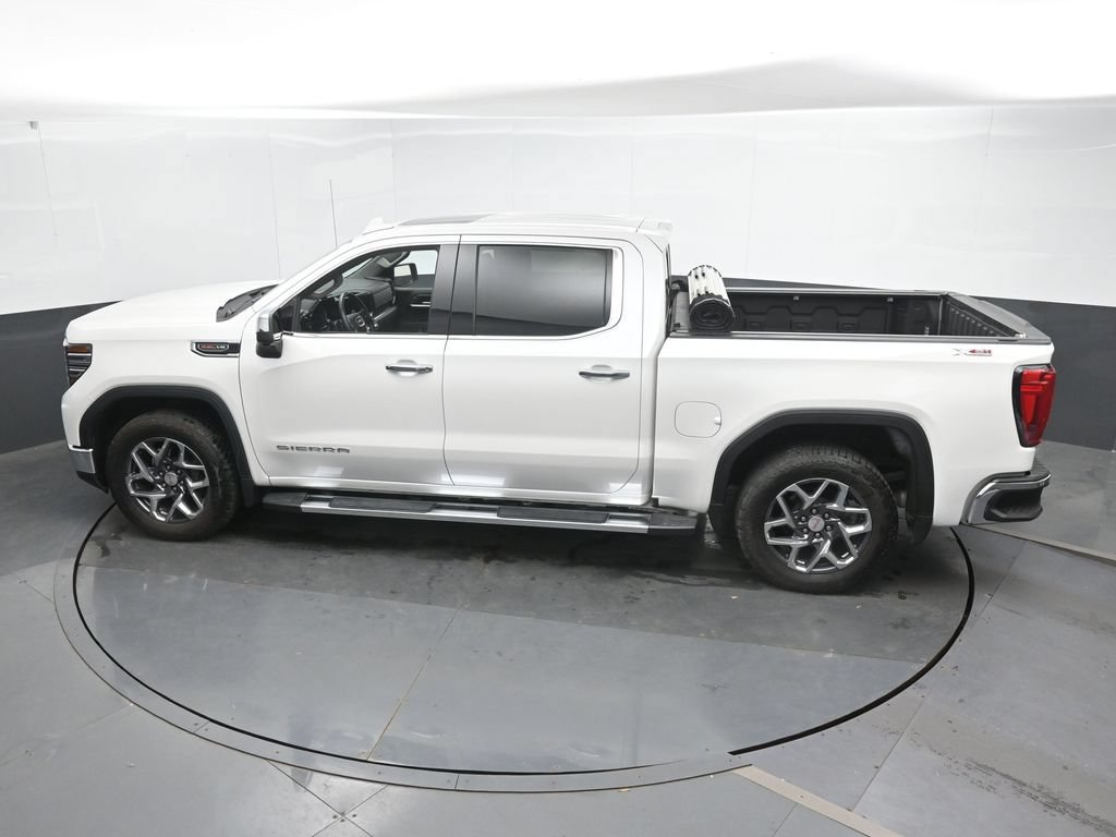 Used 2022 GMC Sierra 1500 SLT w/ SLT Premium Plus Package AWD/4WD image 37