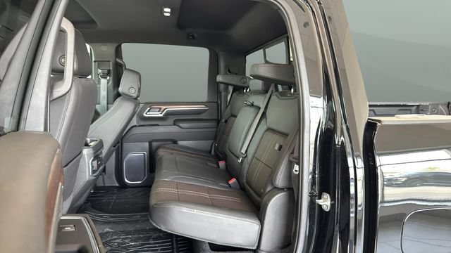 Used 2024 Chevrolet Silverado 2500 High Country AWD/4WD image 9
