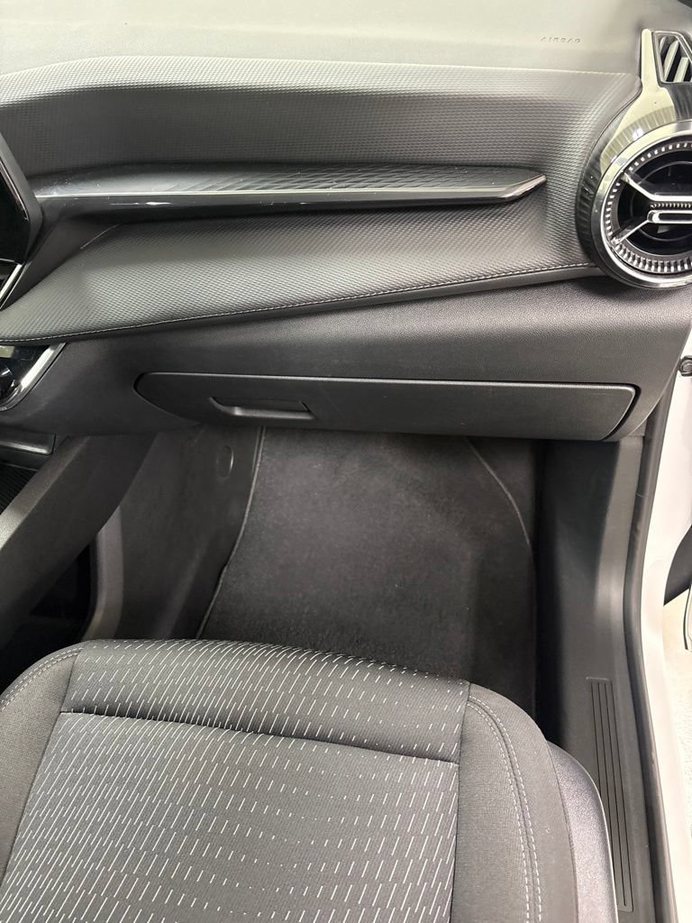 Used 2026 Chevrolet Equinox LT AWD/4WD image 26