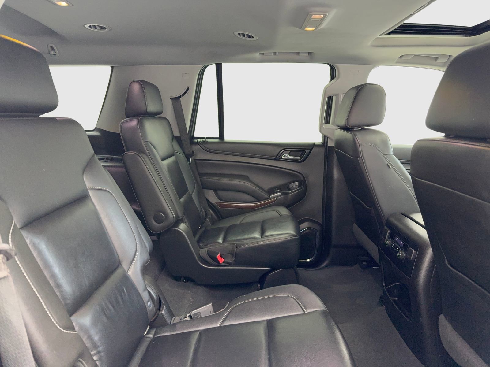 Used 2019 GMC Yukon SLT image 46