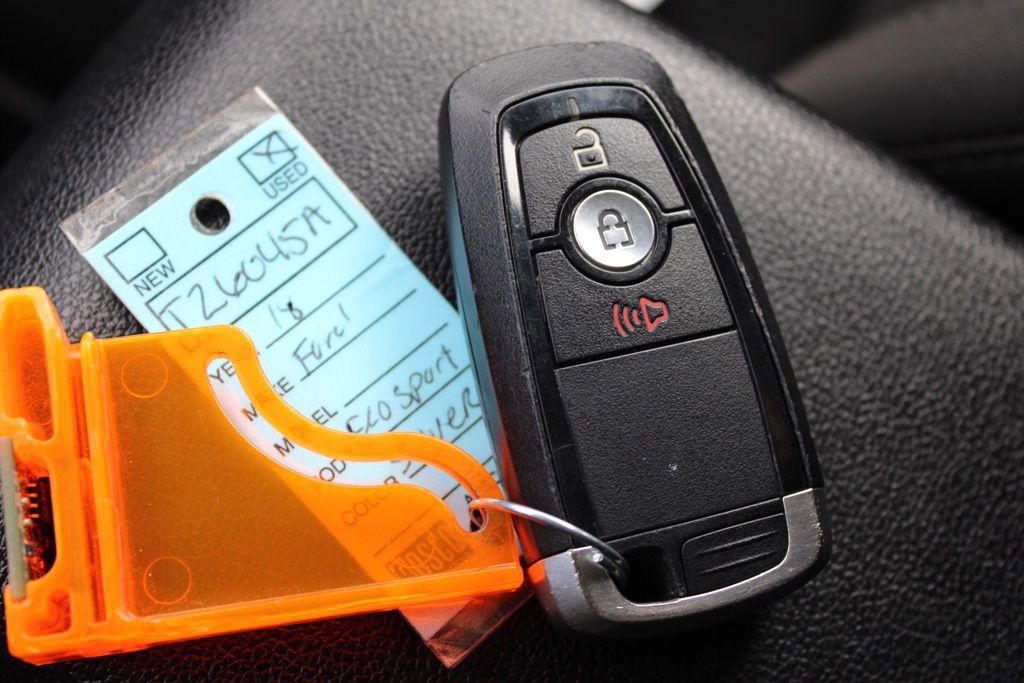 Used 2018 Ford EcoSport SE w/ SE Convenience Package image 32