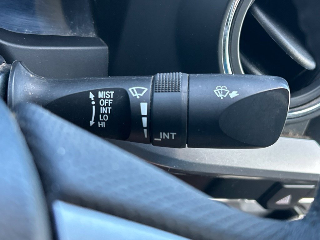Used 2019 Toyota Tacoma SR5 AWD/4WD image 28