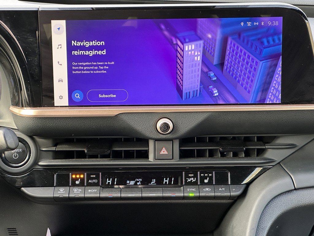 Used 2023 Toyota Crown image 14