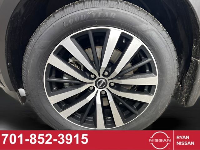 Certified 2024 Nissan Pathfinder Platinum w/ Cargo Package image 15