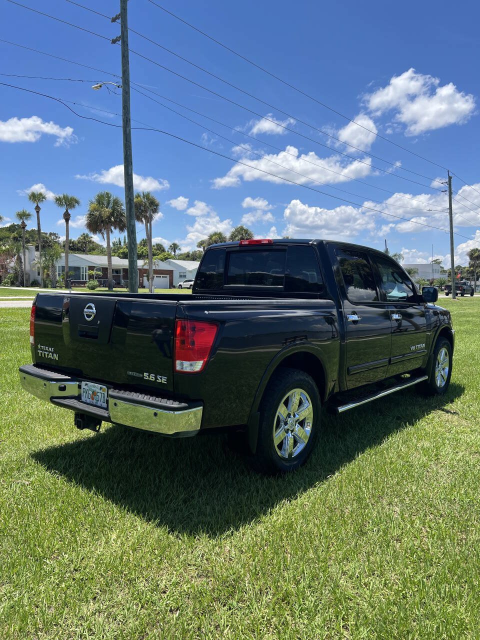 Used 2010 Nissan Titan SE w/ Texas Titan Pkg RWD image 9