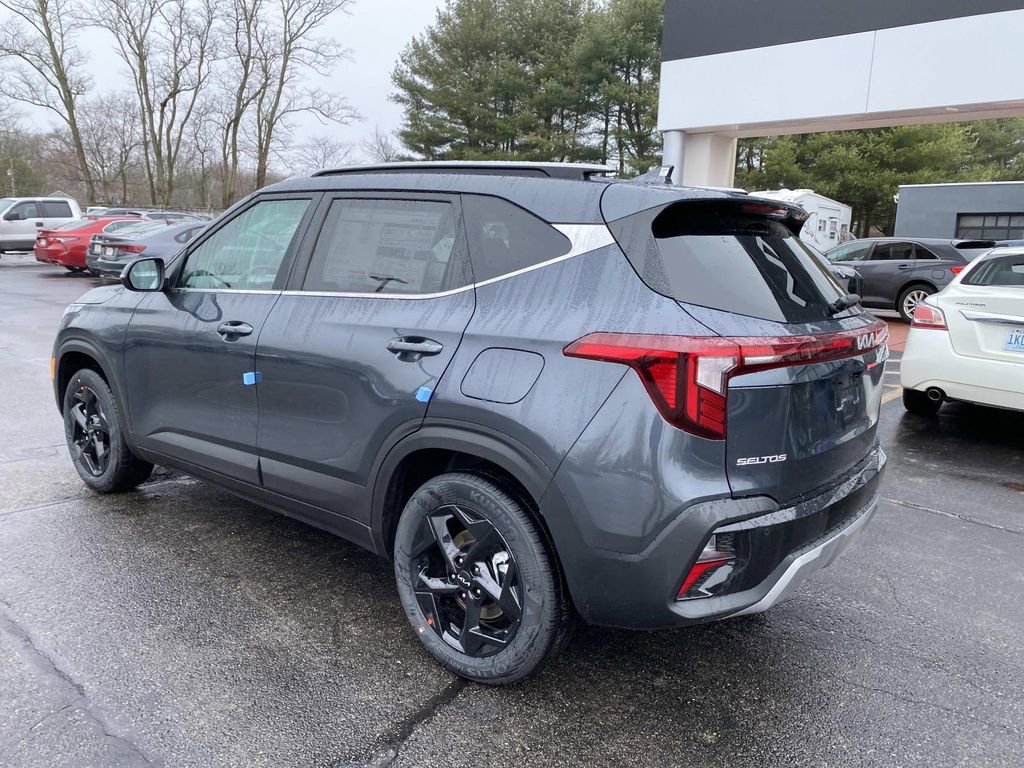 New 2026 Kia Seltos EX AWD/4WD image 3