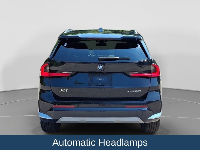 Used 2025 BMW X1 xDrive28i AWD/4WD image 6