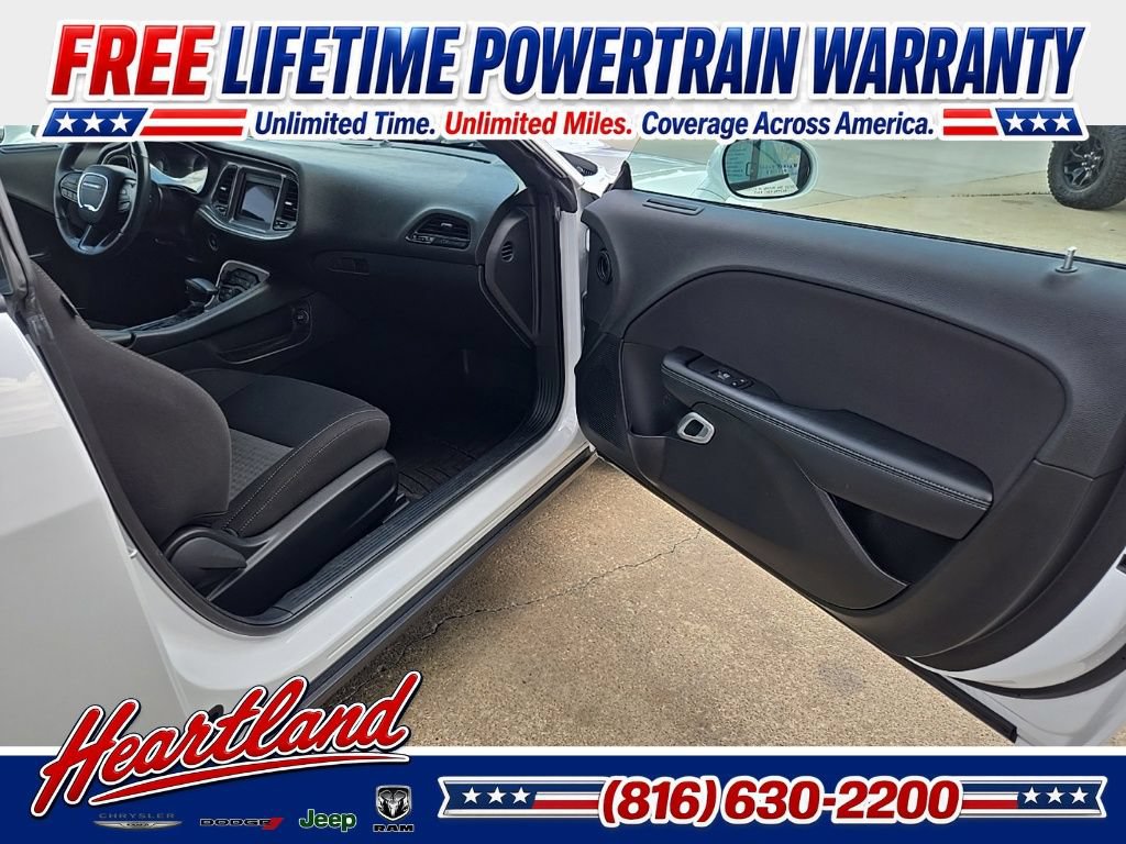 Used 2022 Dodge Challenger GT w/ Blacktop Package AWD/4WD image 68