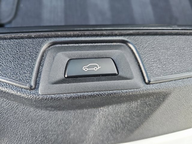 Used 2023 BMW X5 xDrive40i w/ Climate Comfort Package image 14