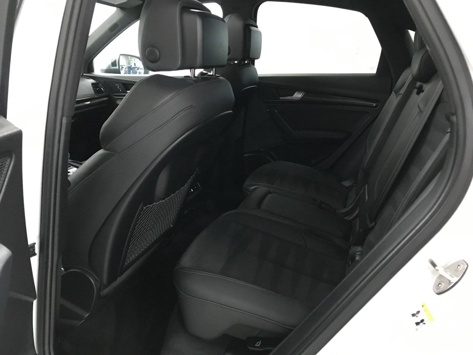 Used 2023 Audi SQ5 Premium Plus w/ Premium Plus Package AWD/4WD image 11