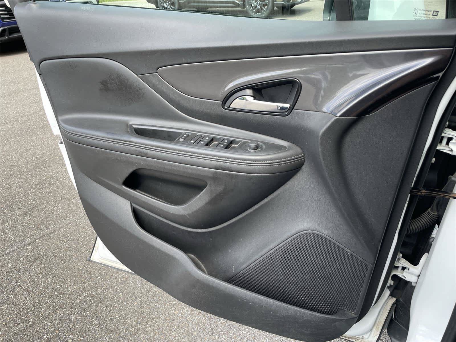 Used 2018 Buick Encore Preferred AWD/4WD image 23
