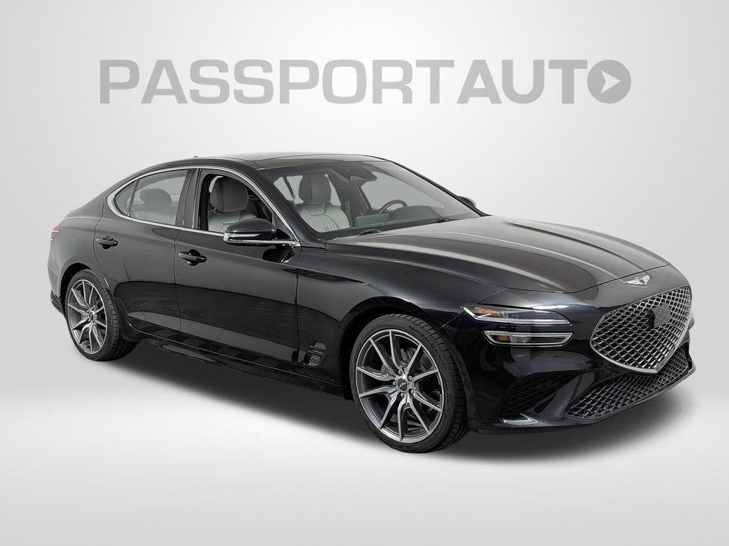 Used 2022 Genesis G70 2.0T w/ Prestige Package RWD image 9