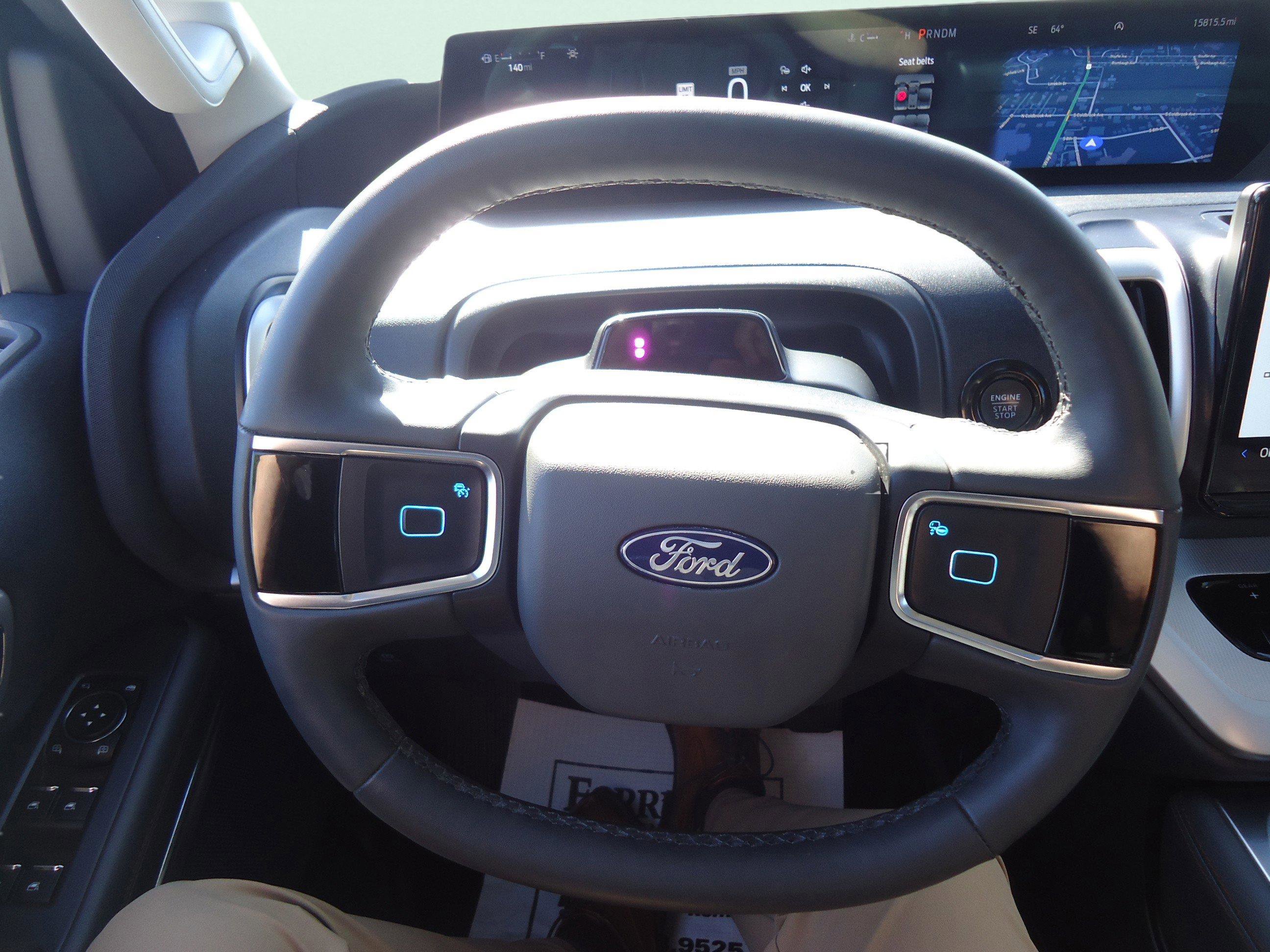 Used 2025 Ford Expedition Max Active AWD/4WD image 14