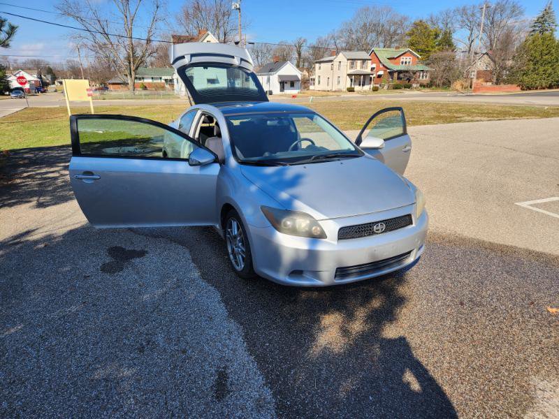 Used 2009 Scion tC image 21