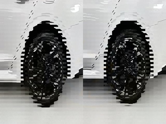 Used 2023 Kia K5 GT-Line image 29