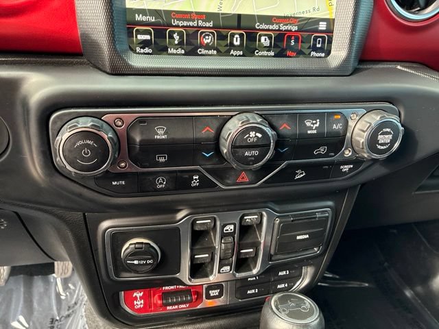 Used 2018 Jeep Wrangler Unlimited Rubicon AWD/4WD image 15