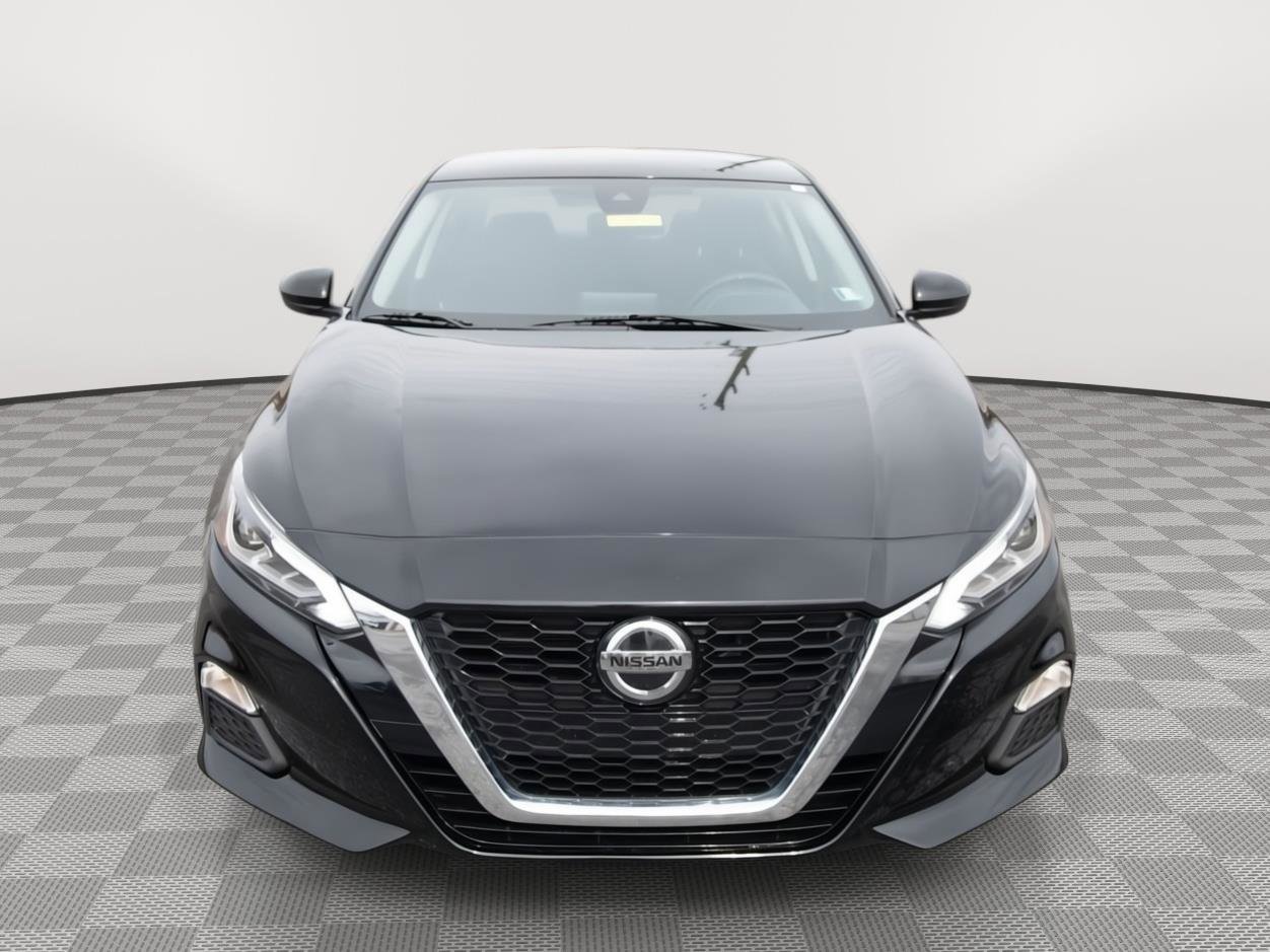 Used 2021 Nissan Altima 2.5 SV image 2
