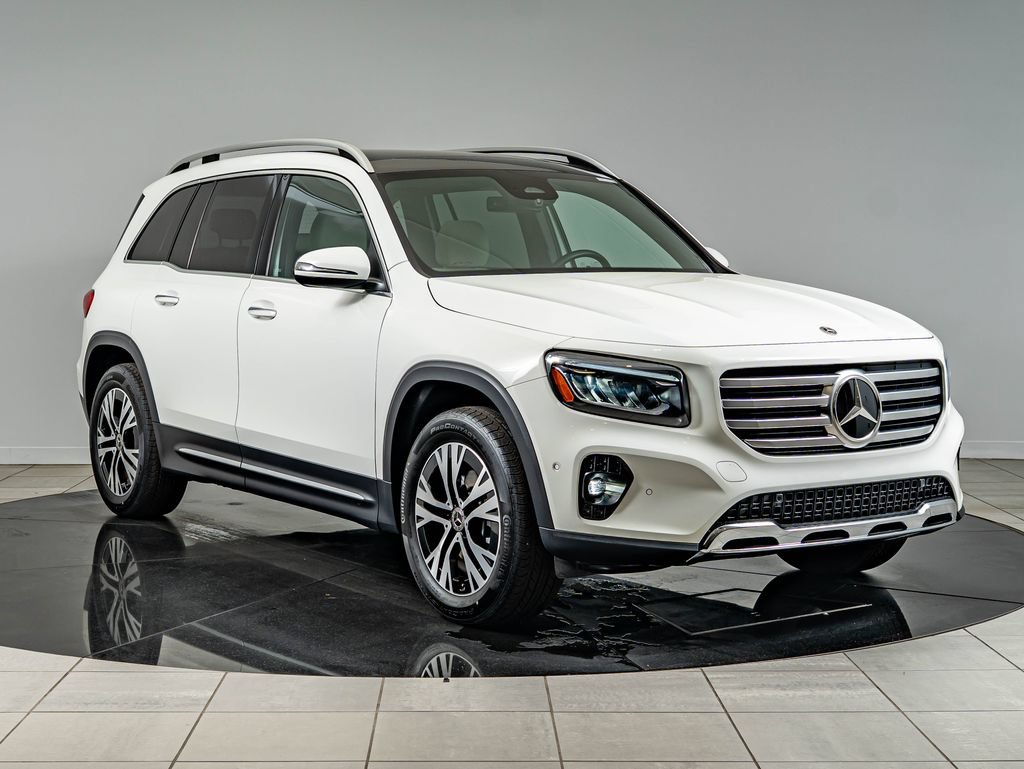 Certified 2026 Mercedes-Benz GLB 250 4MATIC image 3