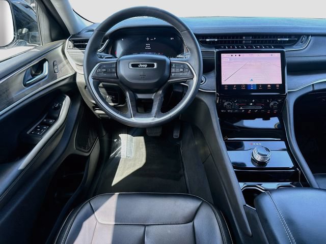 Used 2023 Jeep Grand Cherokee L Limited w/ Black Appearance Package RWD image 24