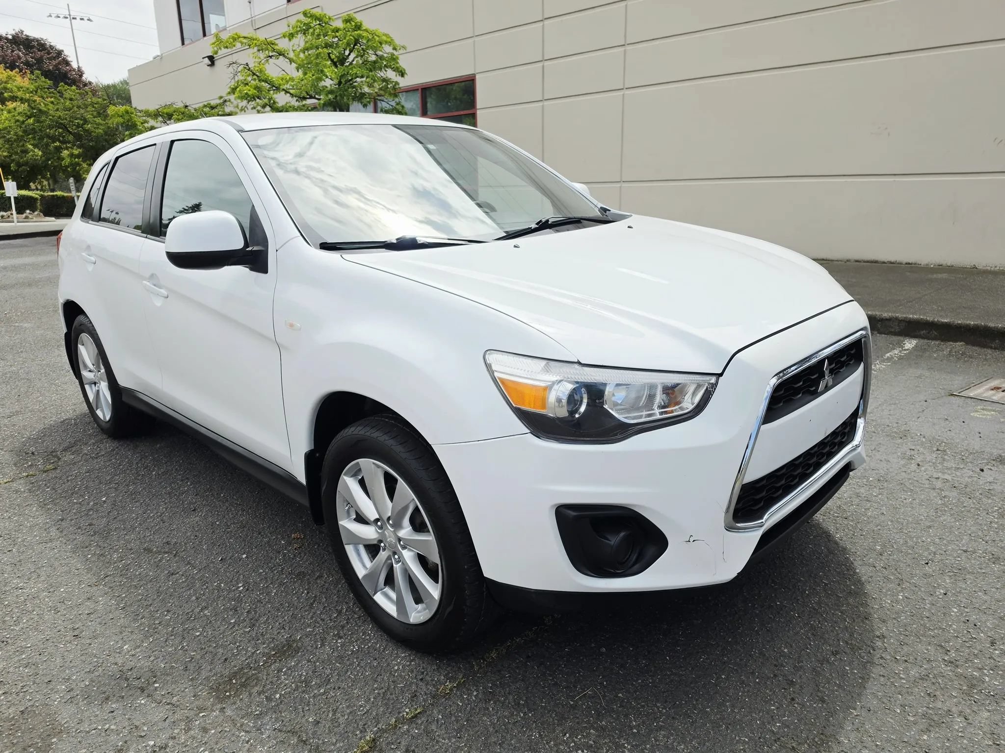 Used 2013 Mitsubishi Outlander Sport ES FWD image 7