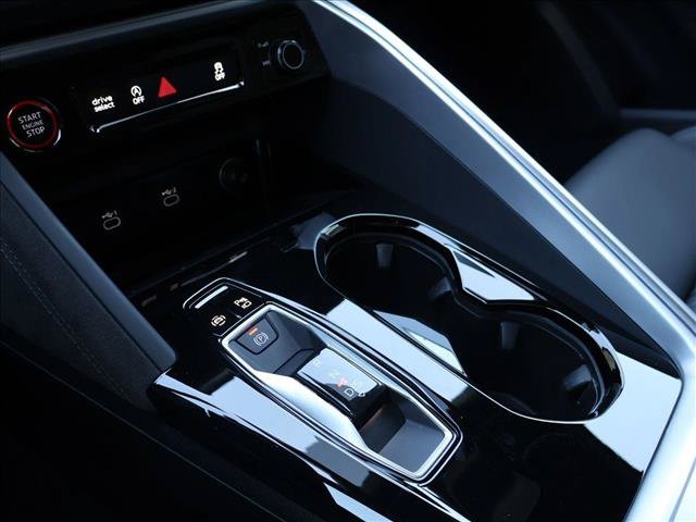 Used 2025 Audi SQ5 Premium Plus w/ Premium Plus Package AWD/4WD image 19