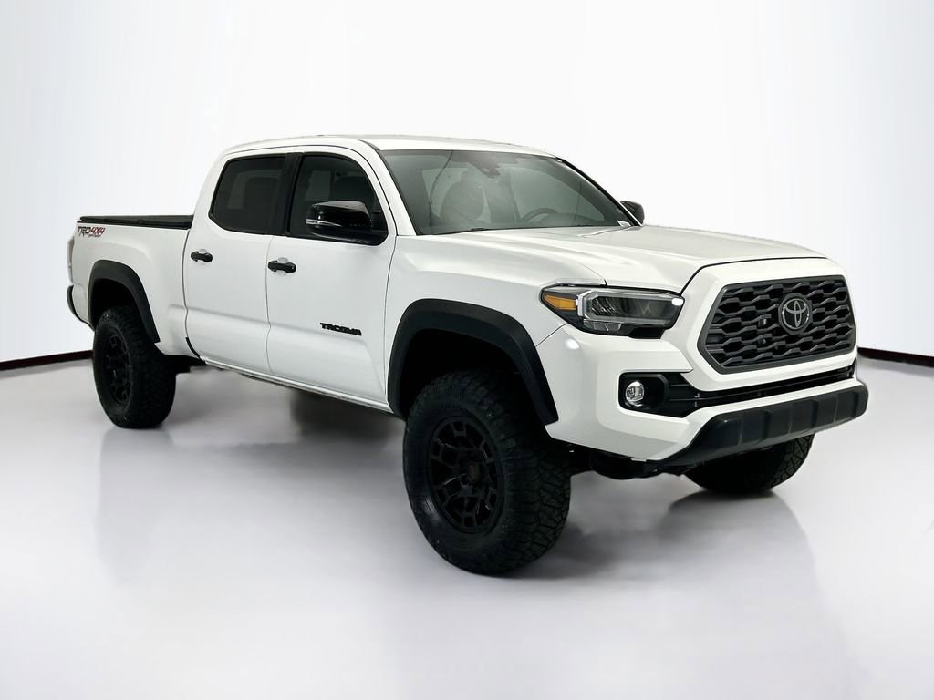 Used 2023 Toyota Tacoma TRD Off-Road AWD/4WD image 3