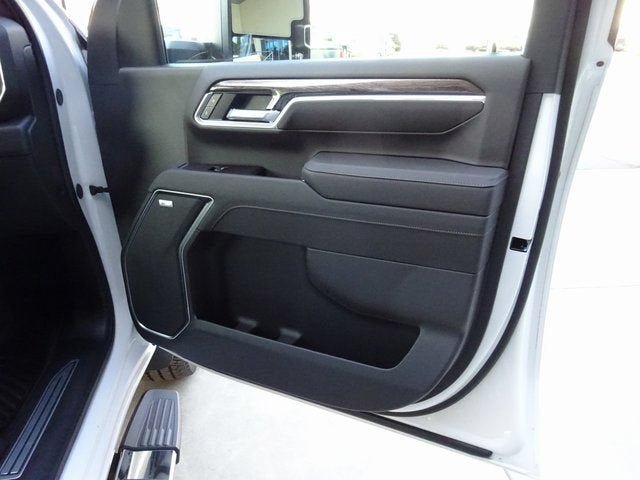New 2026 Chevrolet Silverado 2500 LTZ w/ LTZ Premium Package AWD/4WD image 29