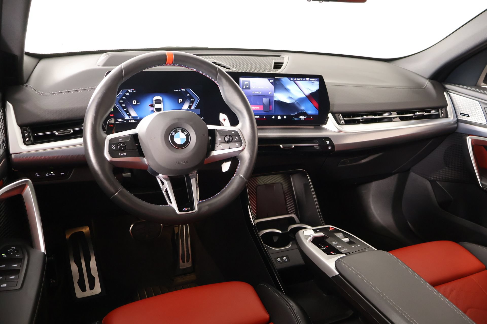 Used 2025 BMW X2 M35i AWD/4WD image 2