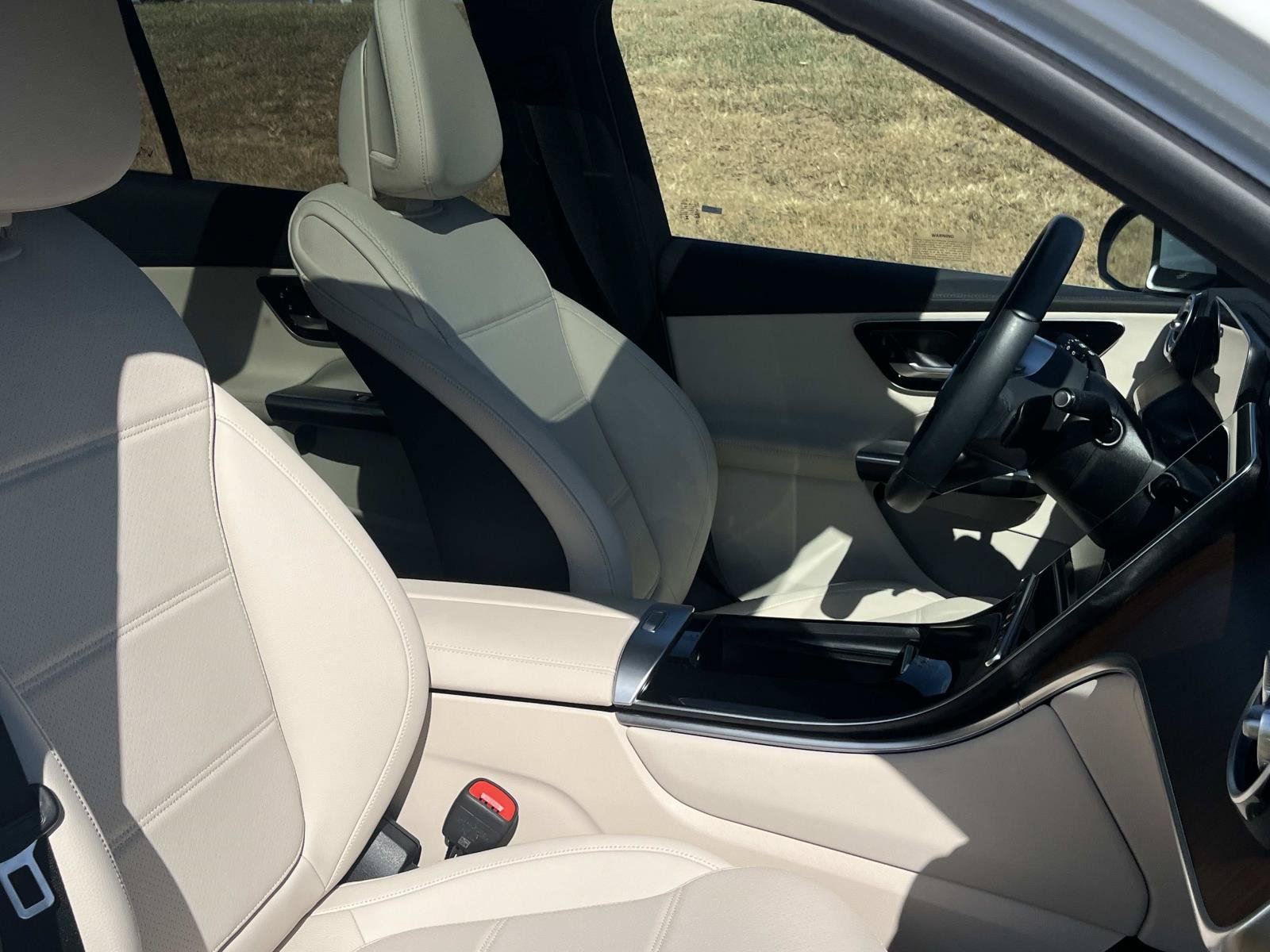 Certified 2025 Mercedes-Benz GLC 300 image 22