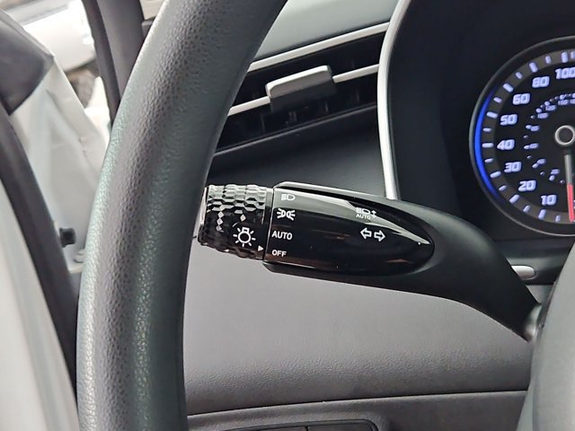 Certified 2023 Hyundai Tucson SE FWD image 20