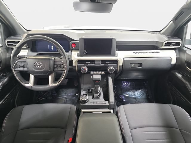Certified 2024 Toyota Tacoma TRD Off-Road AWD/4WD image 9