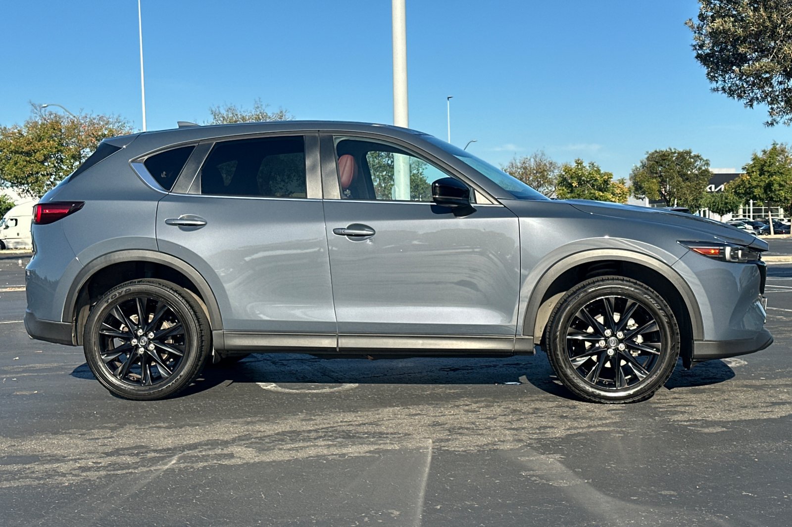 Used 2024 MAZDA CX-5 Carbon Edition AWD/4WD image 3