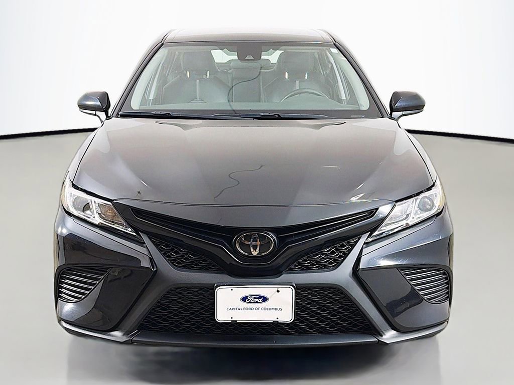 Used 2020 Toyota Camry SE image 8