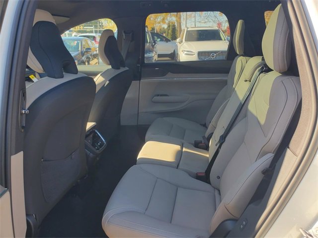 New 2025 Volvo EX90 Ultra w/ Protection Package Premier image 23