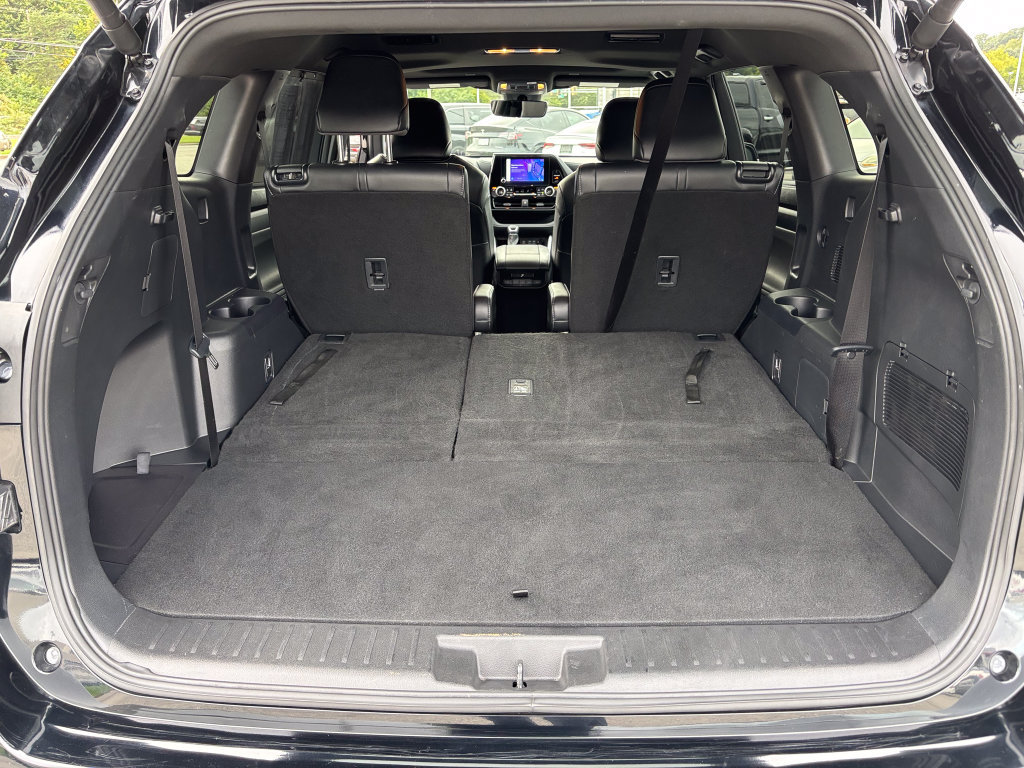 Used 2025 Toyota Highlander XSE AWD/4WD image 48