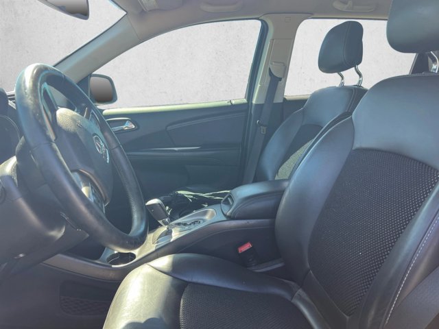 Used 2019 Dodge Journey Crossroad FWD image 17