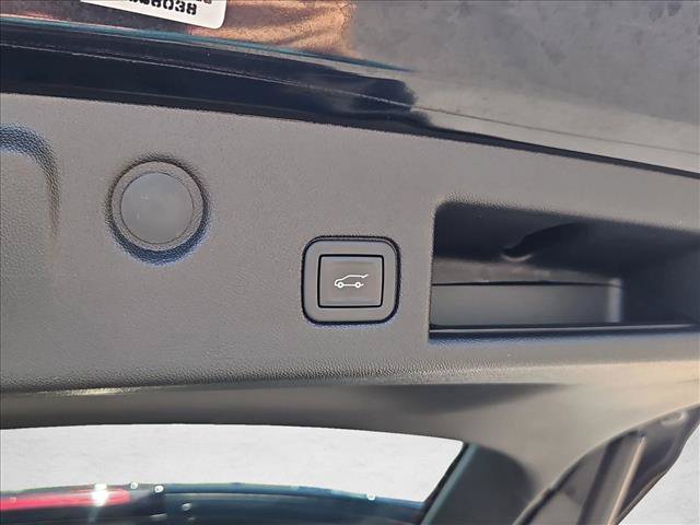 Certified 2020 Chevrolet Equinox LT FWD image 11