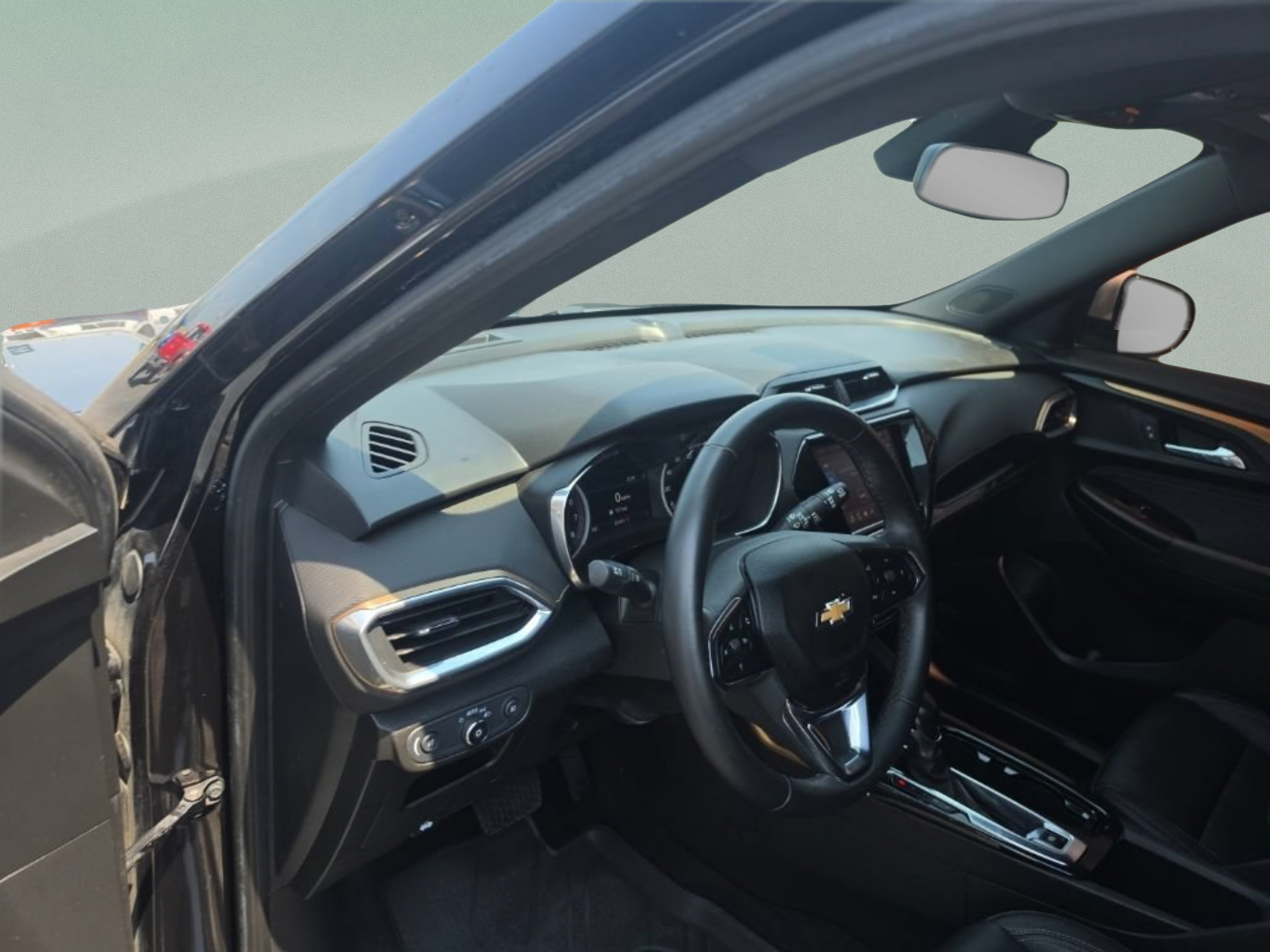 Used 2021 Chevrolet TrailBlazer ACTIV w/ Technology Package FWD image 14