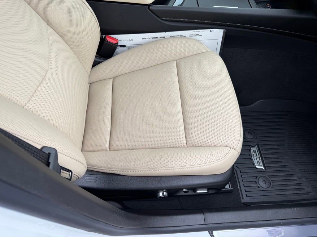 Used 2025 Cadillac CT5 Premium Luxury RWD image 17