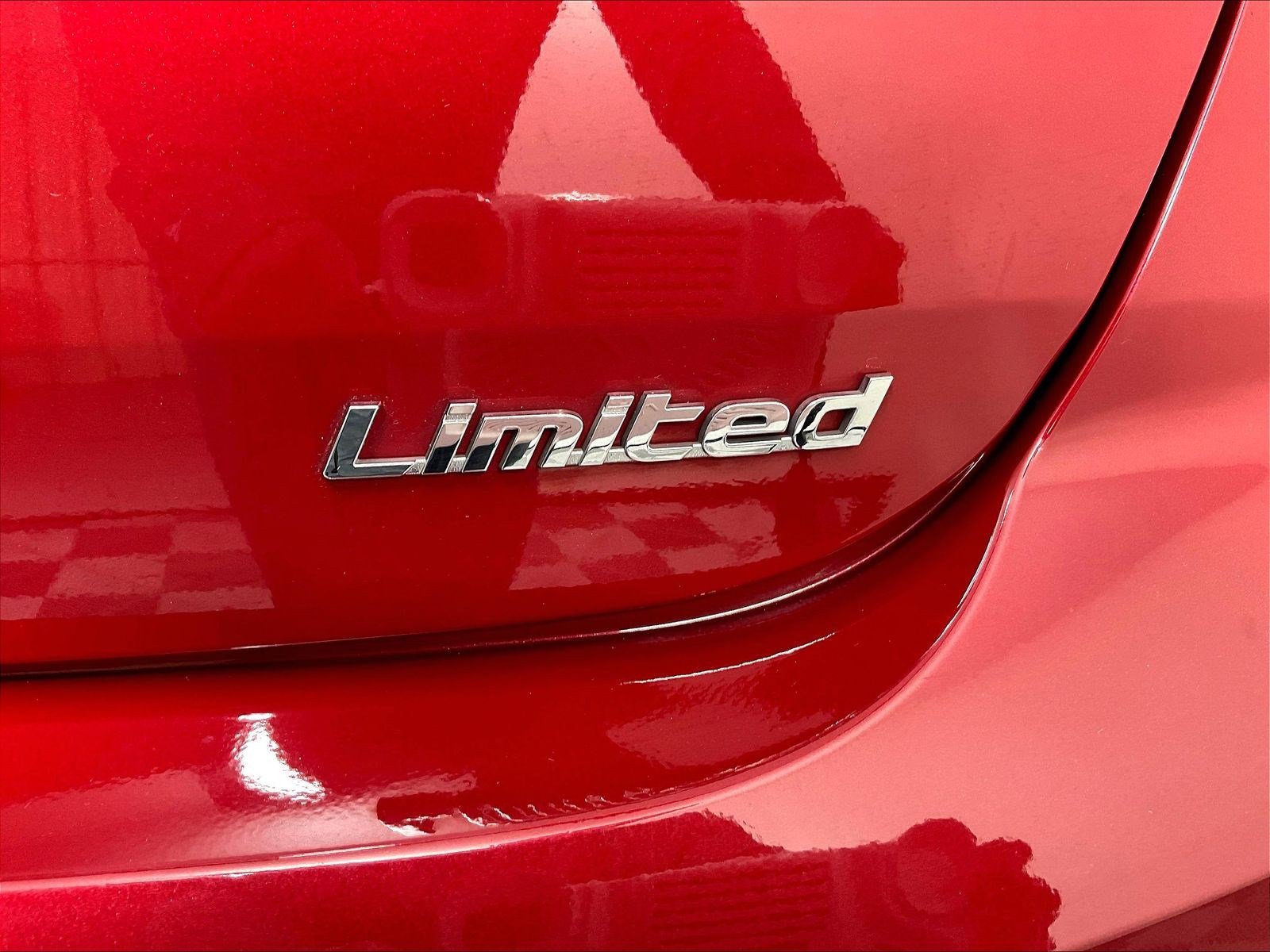 Used 2019 Hyundai Elantra Limited w/ Ultimate Package 02 FWD image 24
