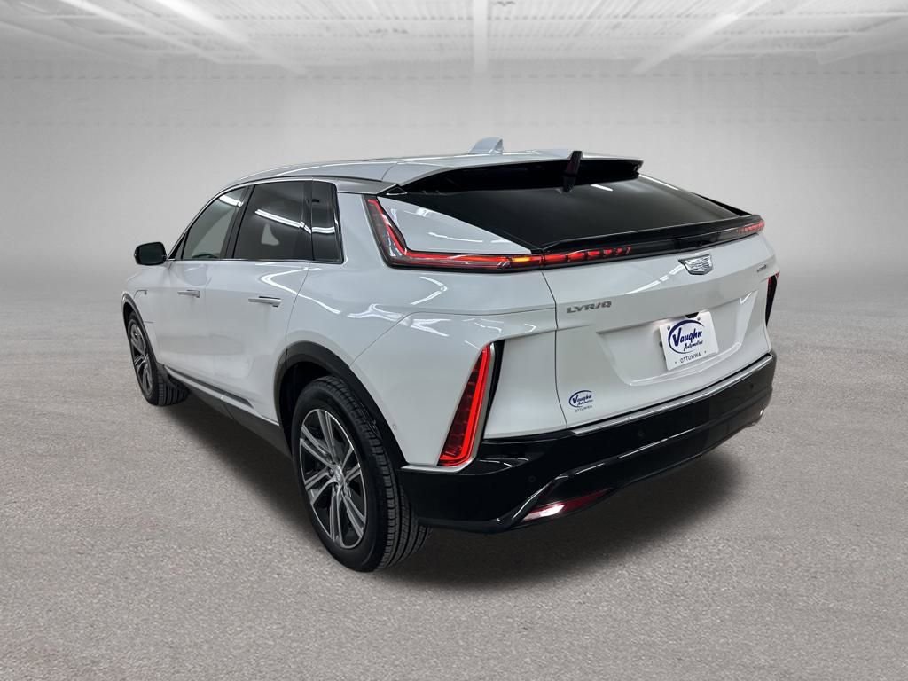 Certified 2025 Cadillac Lyriq Luxury image 7