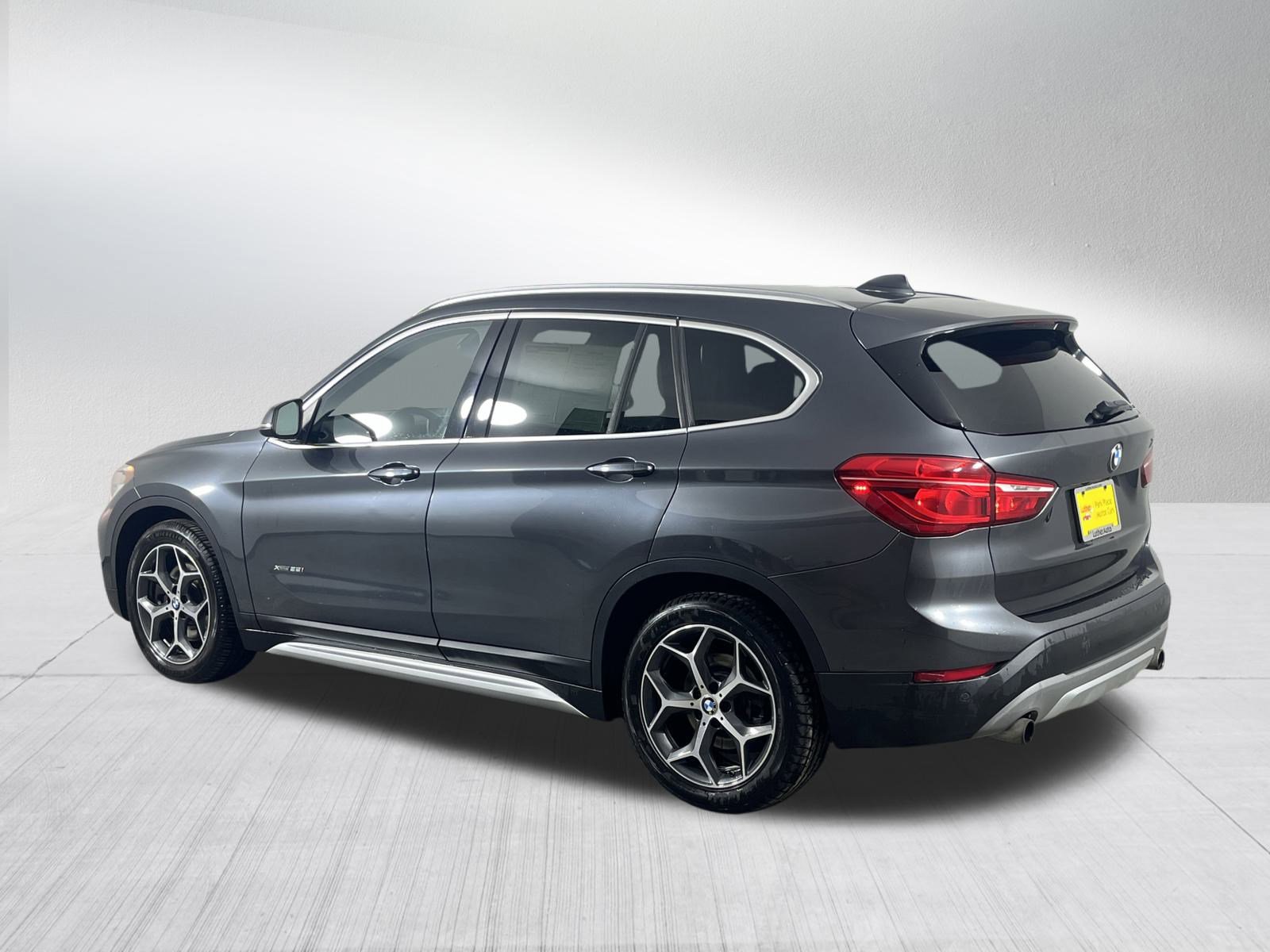 Used 2017 BMW X1 xDrive28i image 5