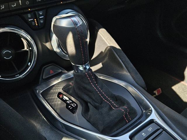 Used 2018 Chevrolet Camaro ZL1 RWD image 18