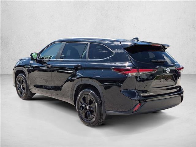 Used 2026 Toyota Highlander XLE AWD/4WD image 8