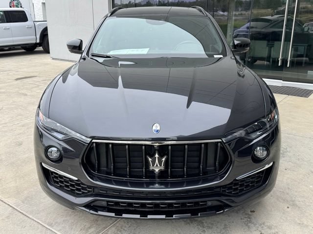 Certified 2022 Maserati Levante GT AWD/4WD image 3