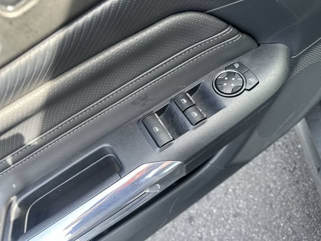Used 2025 Ford Mustang GT Premium RWD image 17